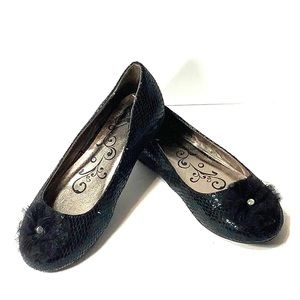 Girls sz 13, black dress shoe with faux snake skin